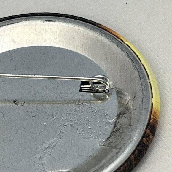 Vintage 1996 Priam Fear Movie Promotional Button Richard Gere - Picture 13 of 16